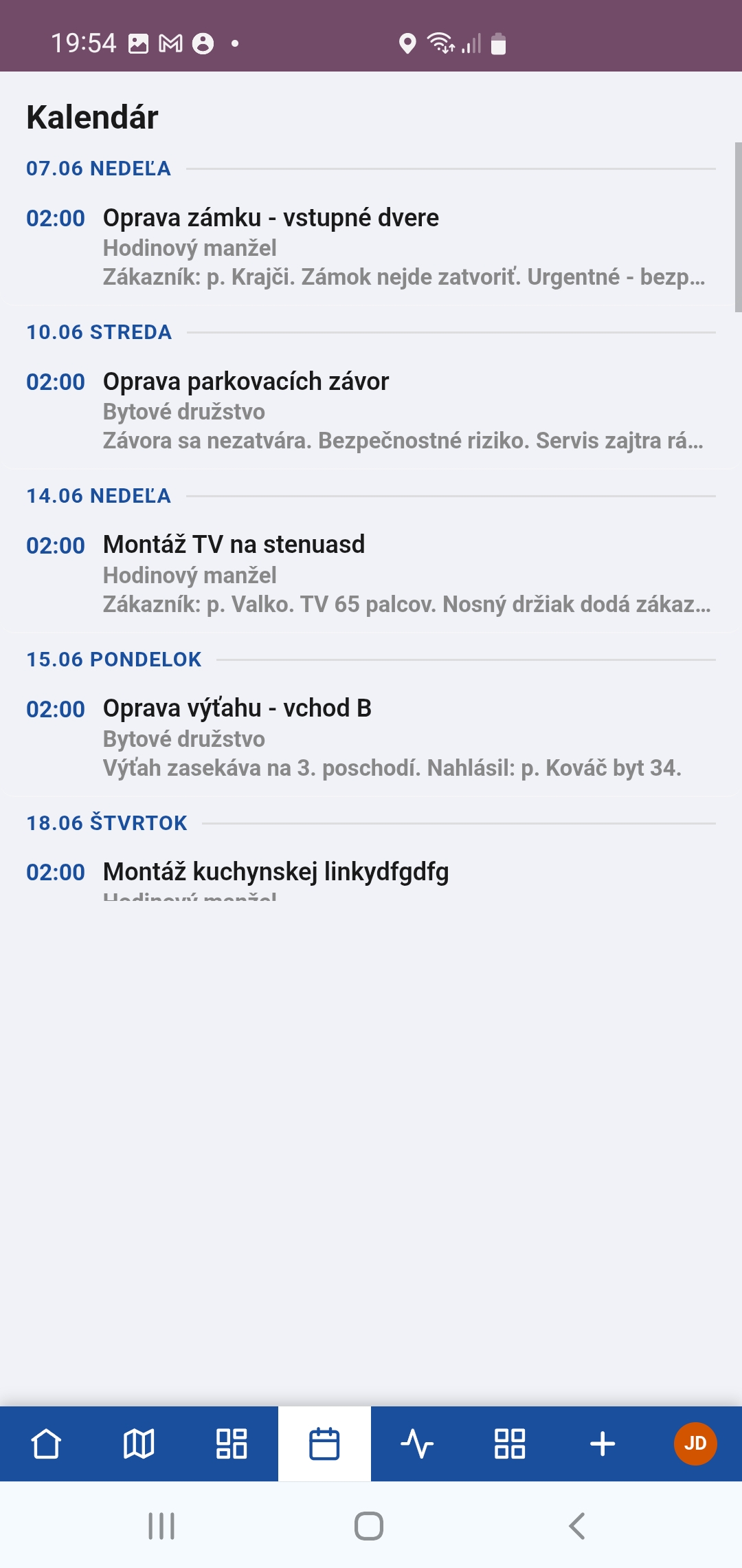 Kalendár — naplánované zásahy po dňoch